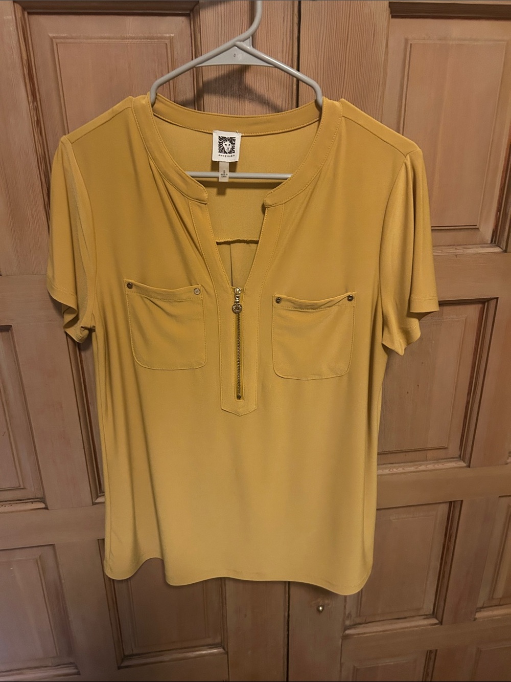 Anne Klein short sleeve blouse